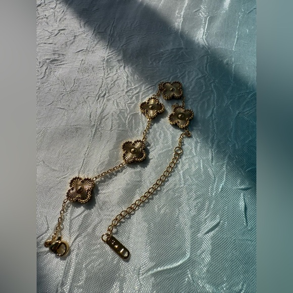 New Alhambra Gold Gold 18K plated Stainless Steel floral Bracelet Clover - Picture 14 of 14